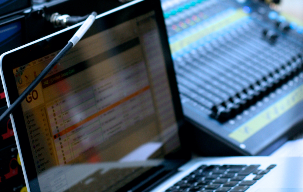 Sounddesk and qlab